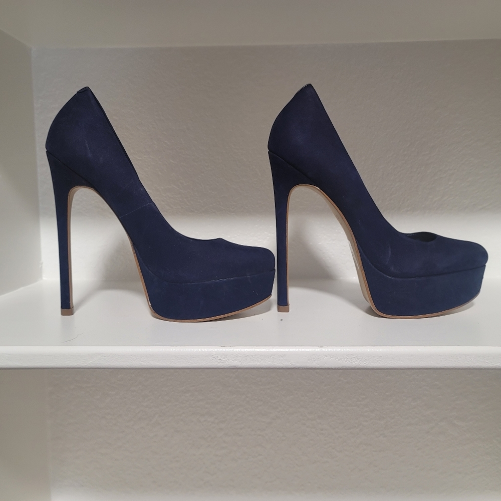 ALDO Blue Suede Pumps - like new - size 7.5